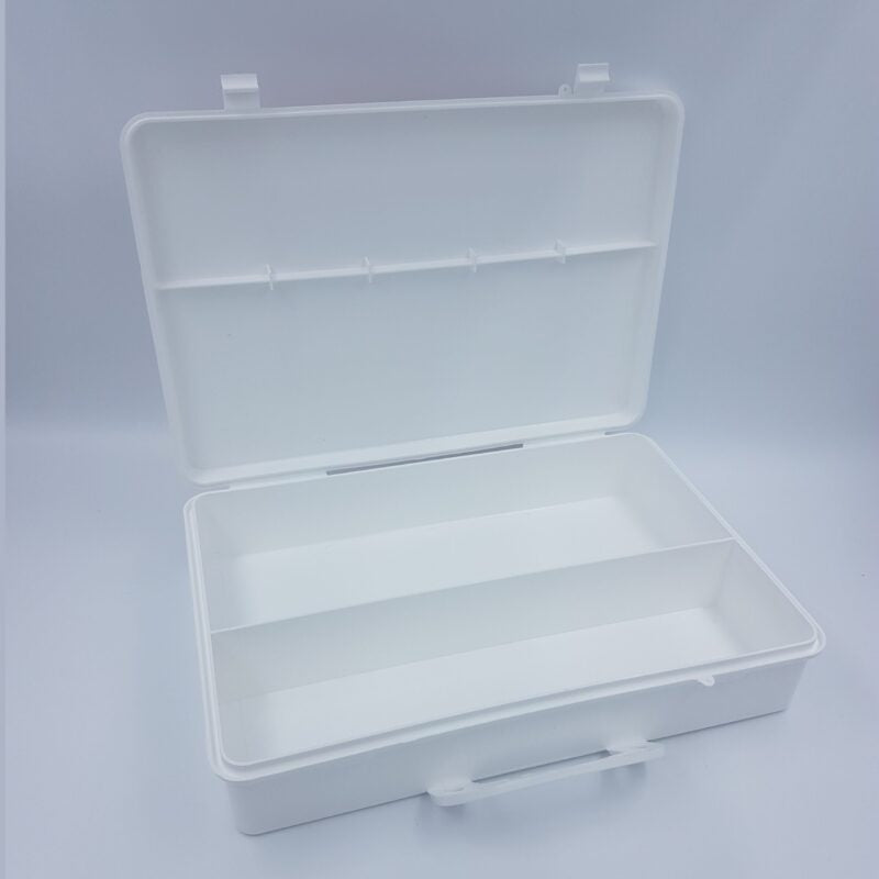 Trousses VIDES (plastique, tissu, coffret, métal et ceinturon)